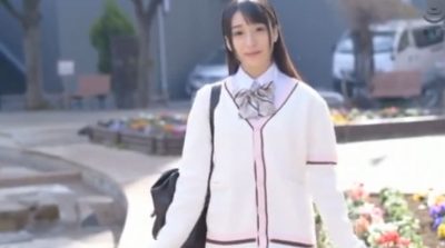 JKの制服素股どきどき体験中