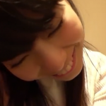 大胆な彼女はおしりを突き出しおチンチンをおねだり