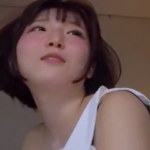 萌え彼女の汗だく３Pセックス中出しが興奮する