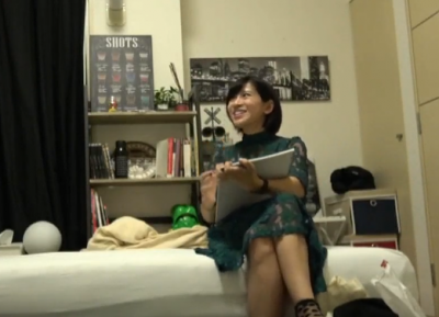 男の部屋でスケッチを理由にやりまくる