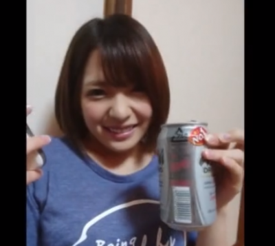 ブスな彼女が外出中に可愛い美乳女とやりまくる。女もその気で