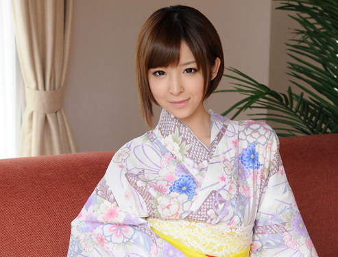 椎名ひかる|サマーヌード ~艶やかな色白浴衣美人の秘密の花園 夏なので全て開放しました~